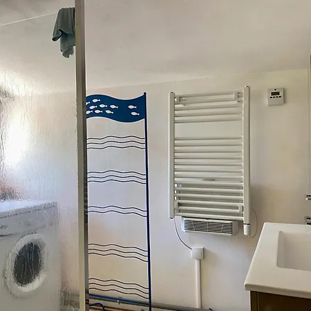Casa de Férias Maison Renovee Avec Jardin, Proche Ocean Et Commodites - Fr-1-336-132
