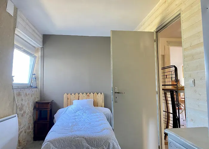 Maison Renovee Avec Jardin, Proche Ocean Et Commodites - Fr-1-336-132